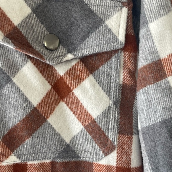 Croft & Barrow Plaid Utility Jacket - Gray and Brown - Picture 5 of 8